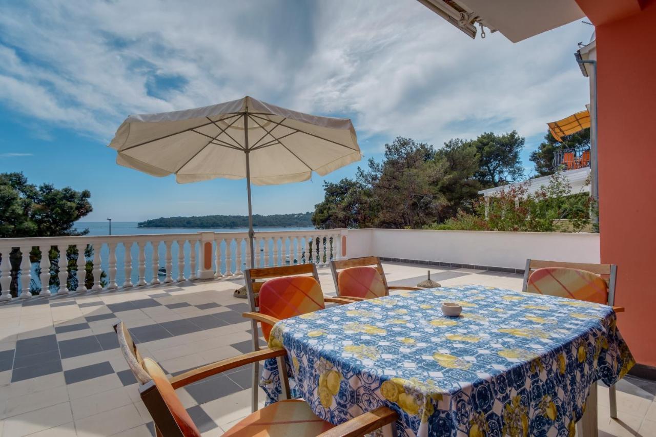 Apartments Villa Julija Mali Lošinj Extérieur photo