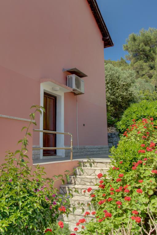 Apartments Villa Julija Mali Lošinj Chambre photo